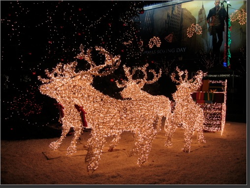 Reindeer snow sledge at Glasgow George Square 2007